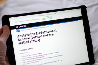 Cebelitarık 23 Ocak 2020: Hükümetin internet sitesinde Uk 'ta Yerleşik statüye nasıl başvurulacağını gösteren başvuru sayfası
