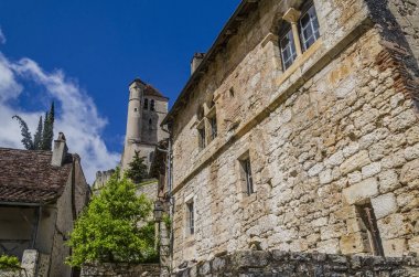 Kilisenin çan kulesi saint cirq lapopie