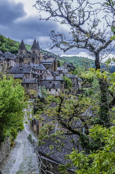 Entrando en el pueblo de Conques Francia — Foto de Stock