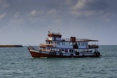 koh samui Adası Tayland civarında yolcu teknesi