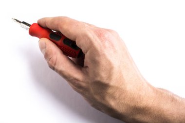 elinde beyaz zemin üzerine kırmızı tornavida