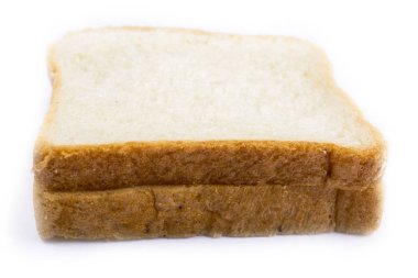 Beyaz bir arka plan üzerinde kızartma için ekmek dilimleri