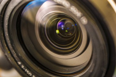 arka plan parlama objektif lens