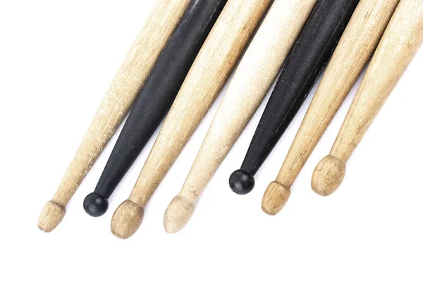 Viele Drum Sticks in zwei Farben isolieren — Stockfoto