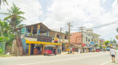 2 Mart 2018. Hikkauwa, Sri Lanka. Sokak görünümü.