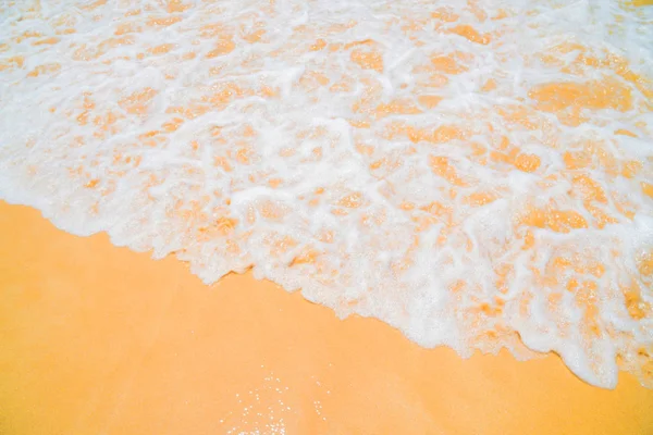 Het Gele Zand Een Oceaan Golf — Stockfoto
