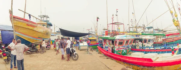 Амбалангода Шри Ланка Марта 2018 Года Лодки Рыбаков Порту — стоковое фото