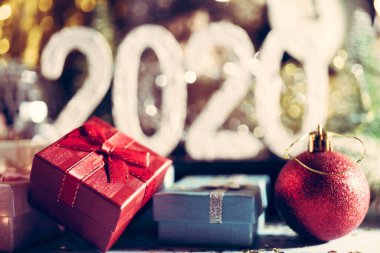 2020 mutlu yıllar, Noel süslemeleri 