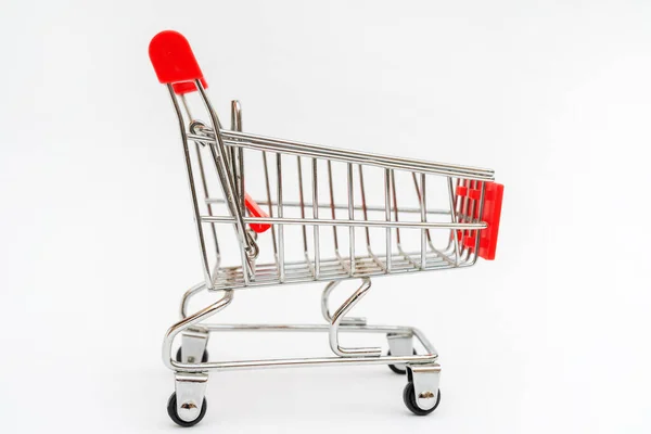 Brotes de Bruselas en un carrito de supermercado — Foto de Stock