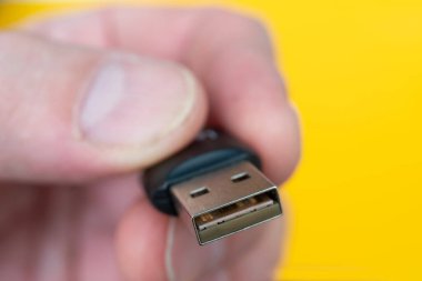 Cihaz için flaş not. Modern depolama cihazları. Bilginin dijital kaydı.