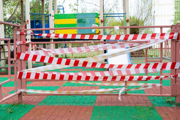 Interdiction Interdire Les Rubans Rouges Maternelle Est Quarantaine — Photo