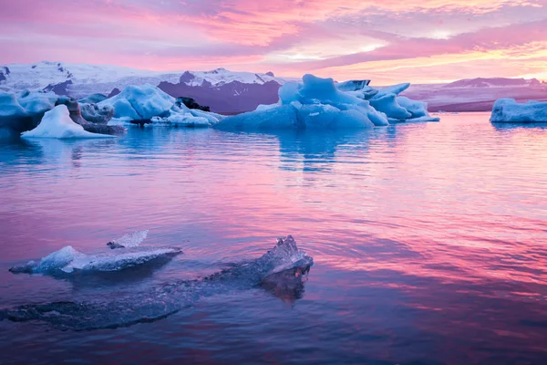 Islandia Laguny Jokulsarlon Lodowców Lodu Fragmentu Zachodzie Słońca — Zdjęcie stockowe