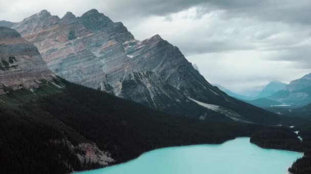 Красиве Бірюзове Озеро Гори — стокове відео