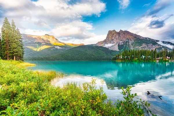 Lago Esmeralda Parque Nacional Yoho Columbia Británica Canadá — Foto de Stock