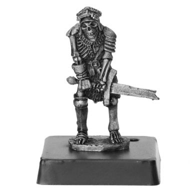 Teneke şekil iskelet savaşçı beyaz arka plan üzerinde