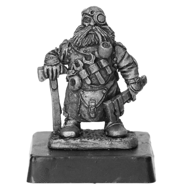 Beyaz bir arka plan üzerinde teneke gnome şekil