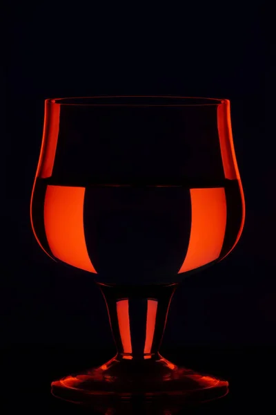Segelas Anggur Dengan Refleksi Yang Baik — Stok Foto
