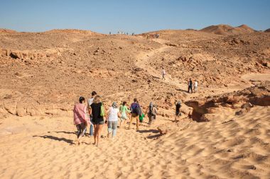 Mısır Sina Çölü seyahat renkli Kanyon