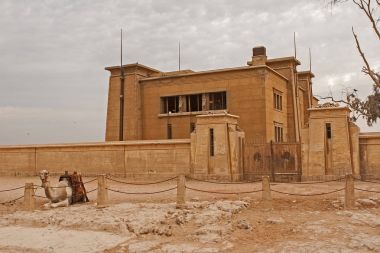 Giza, Sfenks, Sahra Çölü Cheops Piramidi