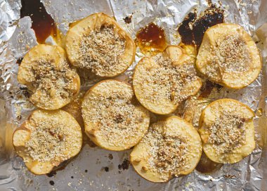 Ayva pişirme, sağlıklı yemek, beslenme yemeği.