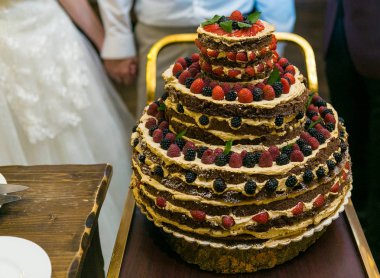 Berry düğün pastası rustik, lezzetli düğün pastası