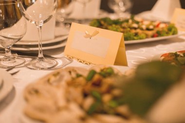 ziyafet salonu Restoran gıda ile güzel dekore edilmiş tablolar