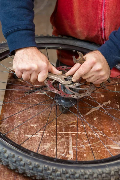 Wartung Des Fahrrads Austausch Von Komponenten Fahrrad — Stockfoto