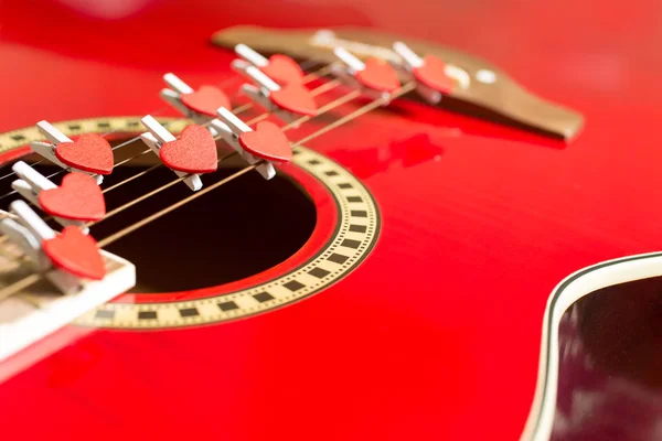 Guitarra Vermelha Com Corações Love Notes Strings — Fotografia de Stock