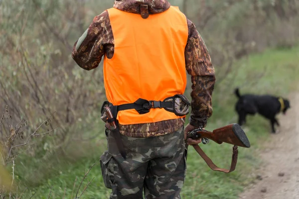 Man Gun His Hands Orange Vest Pheasant Hunt Wooded Area — Stock Photo, Image