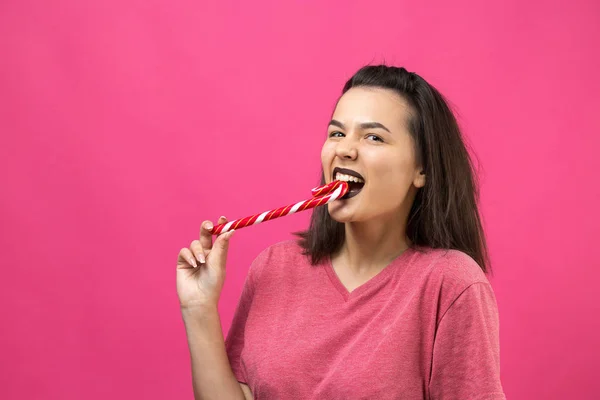 Portrait Lovely Sweet Beautiful Cheerful Woman Straight Brown Hair Trying — Stock Photo, Image