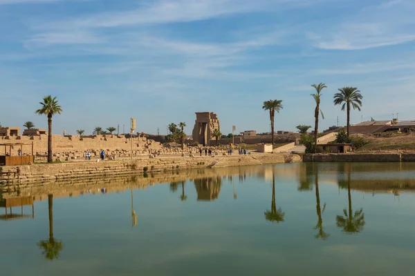 Antiguas Ruinas Del Templo Karnak Luxor Tebas Egipto Complejo Templos —  Fotos de Stock