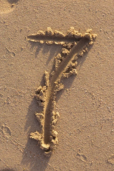 Alfabet Brieven Handgeschreven Zand Het Strand — Stockfoto