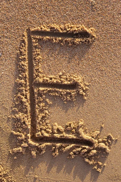 Alphabet Buchstaben Handgeschrieben Sand Strand — Stockfoto