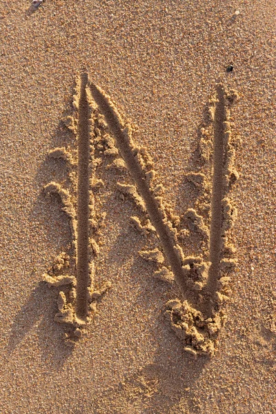 Alphabet Buchstaben Handgeschrieben Sand Strand — Stockfoto