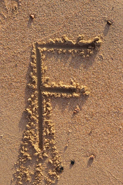 Alfabet Brieven Handgeschreven Zand Het Strand — Stockfoto