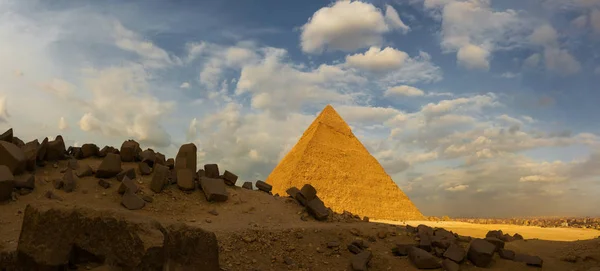 Grande Pyramide Gizeh Célèbre Dans Désert Sable Caire — Photo