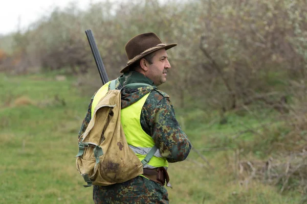 Hunting Period Autumn Season Open Hunter Gun His Hands Hunting — Stock Photo, Image