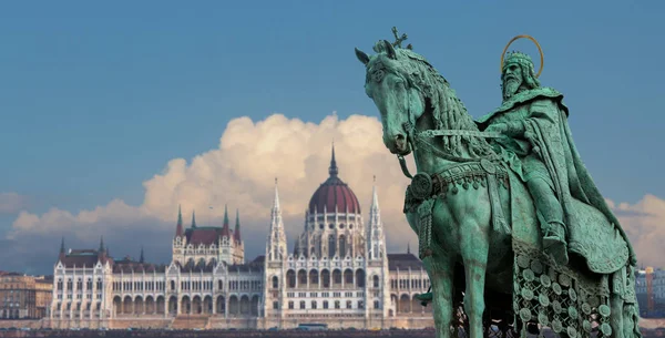 Kilátás Magyar Parlament Épületére Prágában Csehországban — Stock Fotó