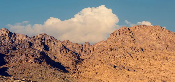 Surpreendente Nascer Sol Montanha Sinai Monte Moisés Com Beduíno Bela — Fotografia de Stock