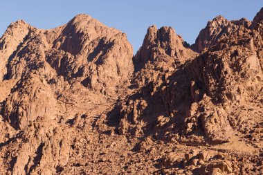 Sina Dağı 'nda şaşırtıcı gün doğumu, Mısır' da güzel şafak, dağdan güzel manzara