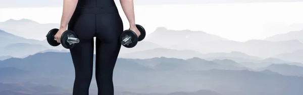 Young Slim Athletic Girl Sportswear Performs Set Exercises Background Mountains — 스톡 사진