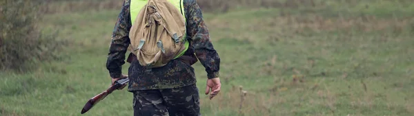 Hunters German Drathaar Spaniel Pigeon Hunting Dogs Reflective Vests — Stock Photo, Image