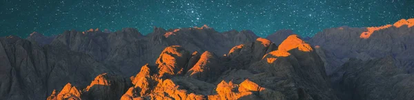 Amazing Sunrise Sinai Mountain Beautiful Dawn Egypt Beautiful View Mountain — Fotografia de Stock