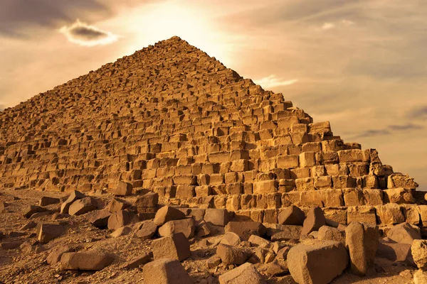 Famosas Grandes Pirâmides Gizé Deserto Areia Cairo — Fotografia de Stock
