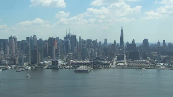 New york city skyline with empire state building — Stock Video