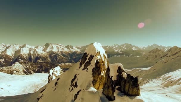 Vista aérea de invierno paisaje nieve montaña — Vídeos de Stock