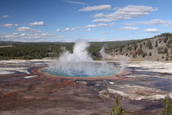 Grand Prismatic Spring In Yellowstone — Stock Photo, Image