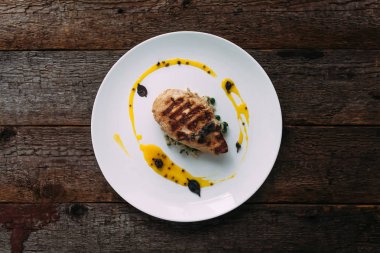 Tavuk fileto risotto ile