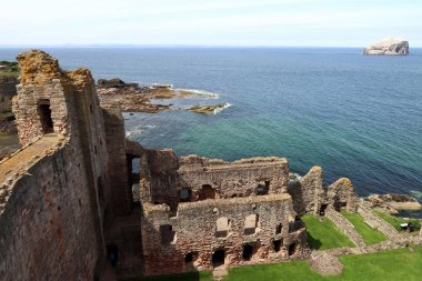 Kale Tantallon kale kalıntıları İskoçya ile bas Rock Island
