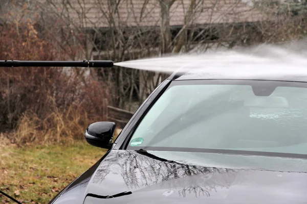 Sonbahar, kış ve bahar yıkama araba